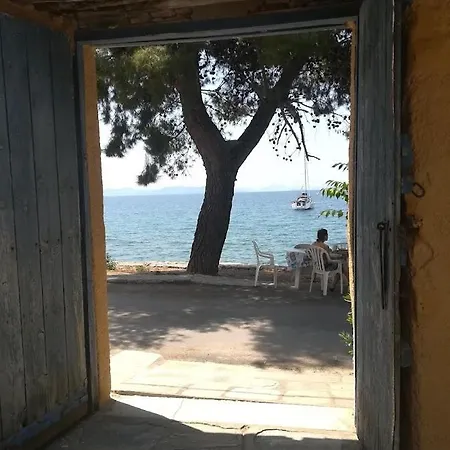 Yard Of Epicurus - η αυλή του επίκουρου بيت للعطل *
