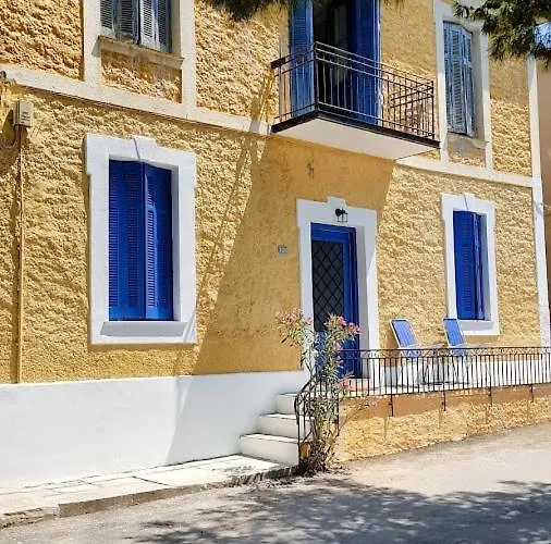 Yard Of Epicurus - η αυλή του επίκουρου