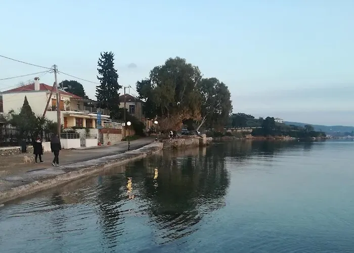 Yard Of Epicurus - η αυλή του επίκουρου Сasa de vacaciones Kato Gatzea