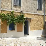 Yard Of Epicurus - η αυλή του επίκουρου Tatil Evi *