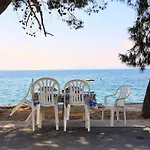 Yard Of Epicurus - η αυλή του επίκουρου Kato Gatzea
