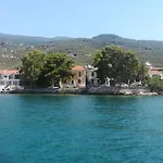 Yard Of Epicurus - η αυλή του επίκουρου * Kato Gatzea