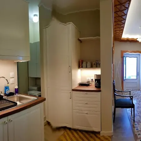 Yard Of Epicurus - η αυλή του επίκουρου * Kato Gatzea