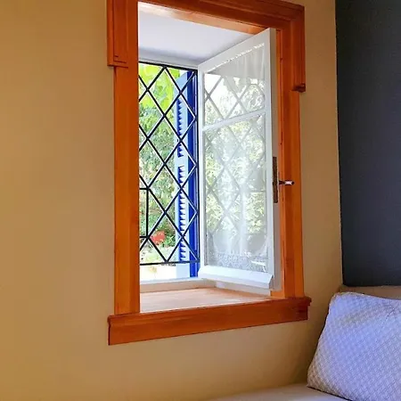 Yard Of Epicurus - η αυλή του επίκουρου Kato Gatzea