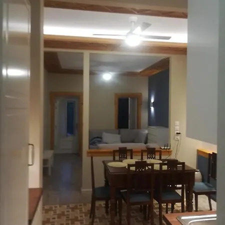 Yard Of Epicurus - η αυλή του επίκουρου