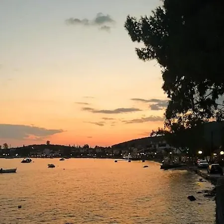 Yard Of Epicurus - η αυλή του επίκουρου Vakantiehuis