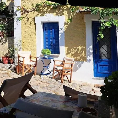 Vakantiehuis Yard Of Epicurus - η αυλή του επίκουρου Kato Gatzea