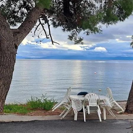 Vakantiehuis Yard Of Epicurus - η αυλή του επίκουρου