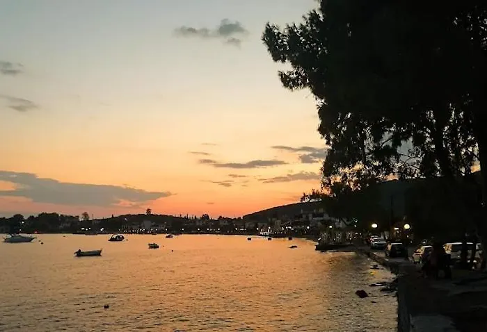 Yard Of Epicurus - η αυλή του επίκουρου Vakantiehuis